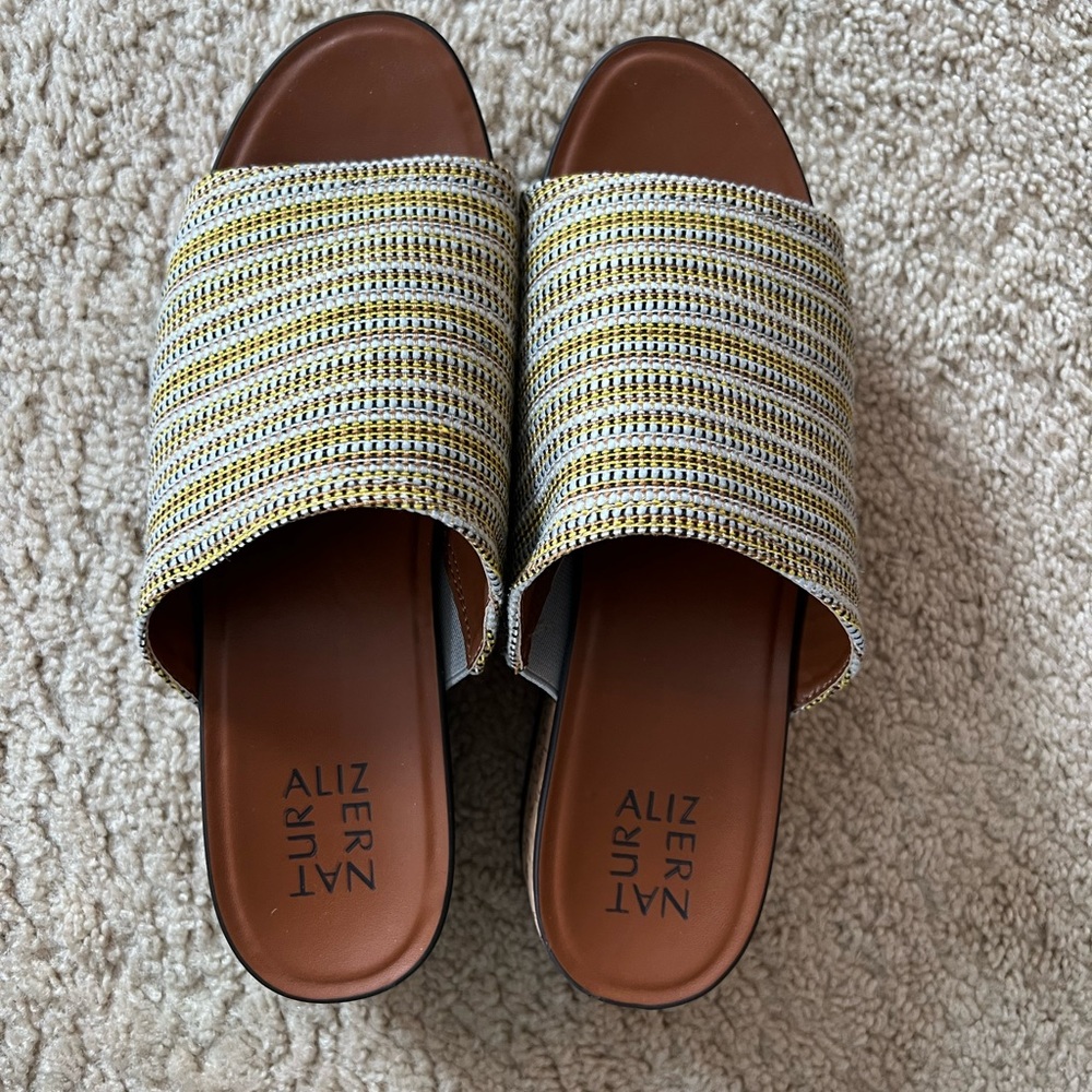 Cute multicolored Naturalizer Wedges, like new!